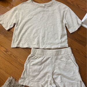 Universal Thread Light Cream Slub Knit Short Sleeve Tee